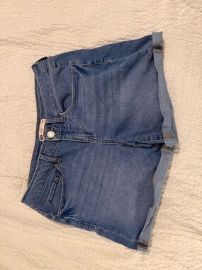 SO Medium Blue Denim Roll-Cuff Women's Shorts